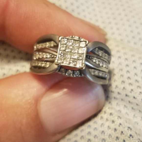 Kay jewerls Engagement ring and cage - Picture 1 of 3